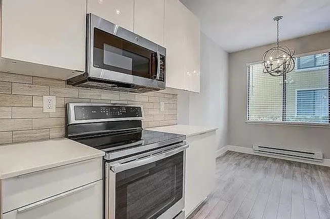 207 Schooner Ct — Photo 9