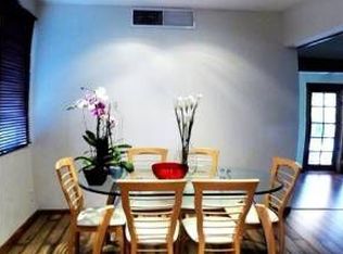 7255 Darby Pl, Reseda, CA 91335