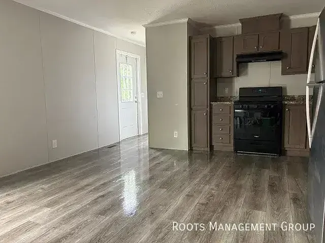 342 Remington St #13 — Photo 3