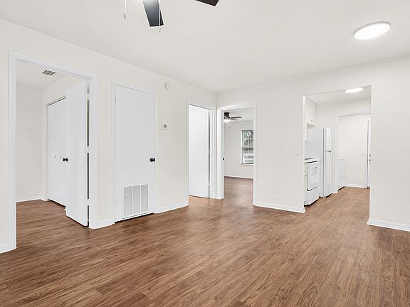 2nd image of 180 Palmer St APT B