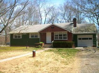 490 Flanders Rd, Groton, CT 06355