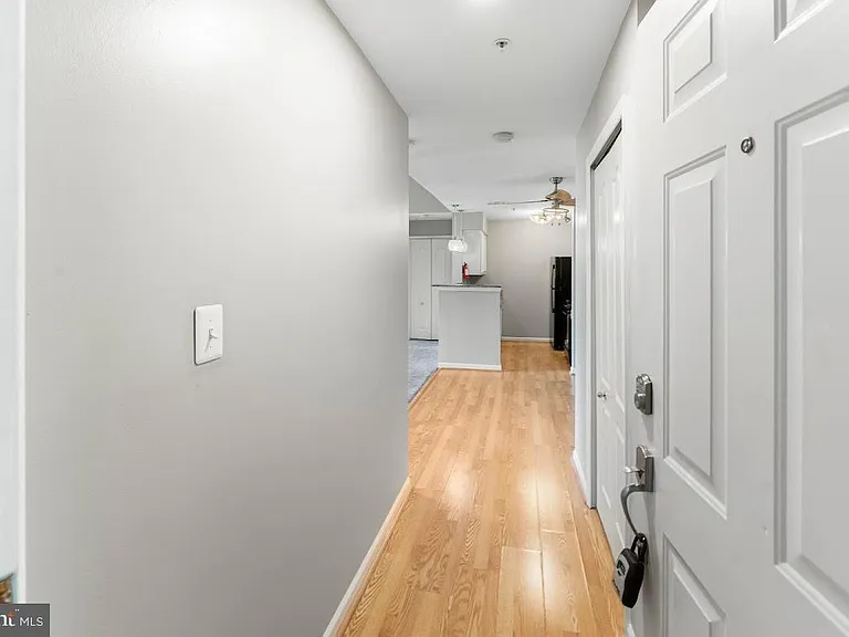 8921 Town Center Cir #5-305 — Photo 4