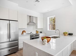 688 6th Ave #2, Brooklyn, NY 11215