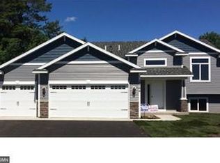 1521 18th St NE, Sauk Rapids, MN 56379