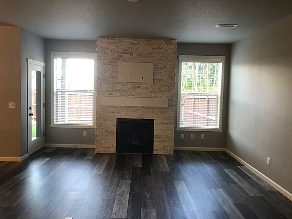 4th image of 13215 NE 62nd Ave