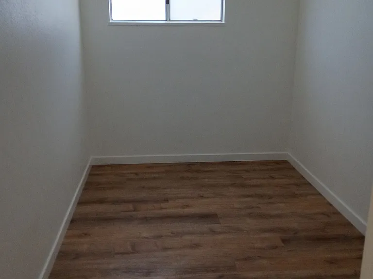 664 Monmouth St — Photo 11
