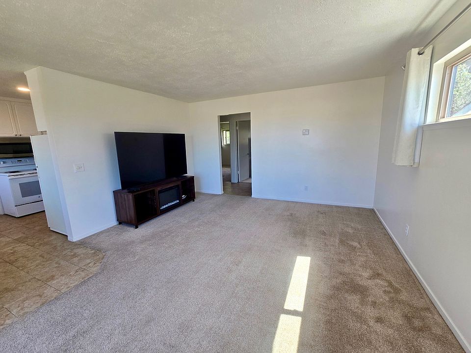 1st image of 2565 Solano Rd APT D