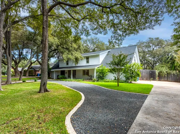 10110 N Manton Ln, San Antonio, TX 78213