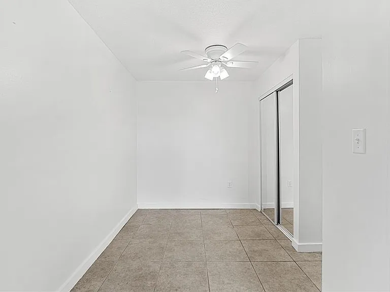 420 Tyler Ave #4-3 — Photo 15