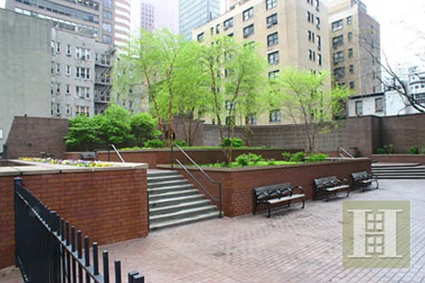 Rented by Halstead Real Estate | media 21