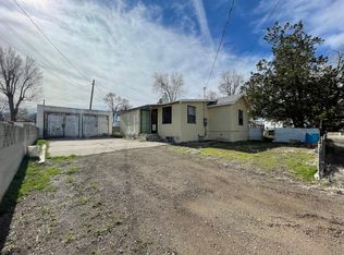 631 Garrison St #1/2, Winnemucca, NV 89445