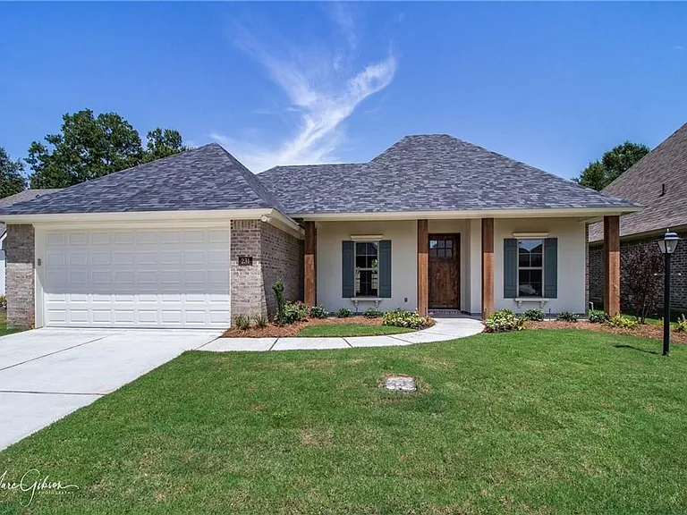231 Acadiana Creek Dr — Photo 1