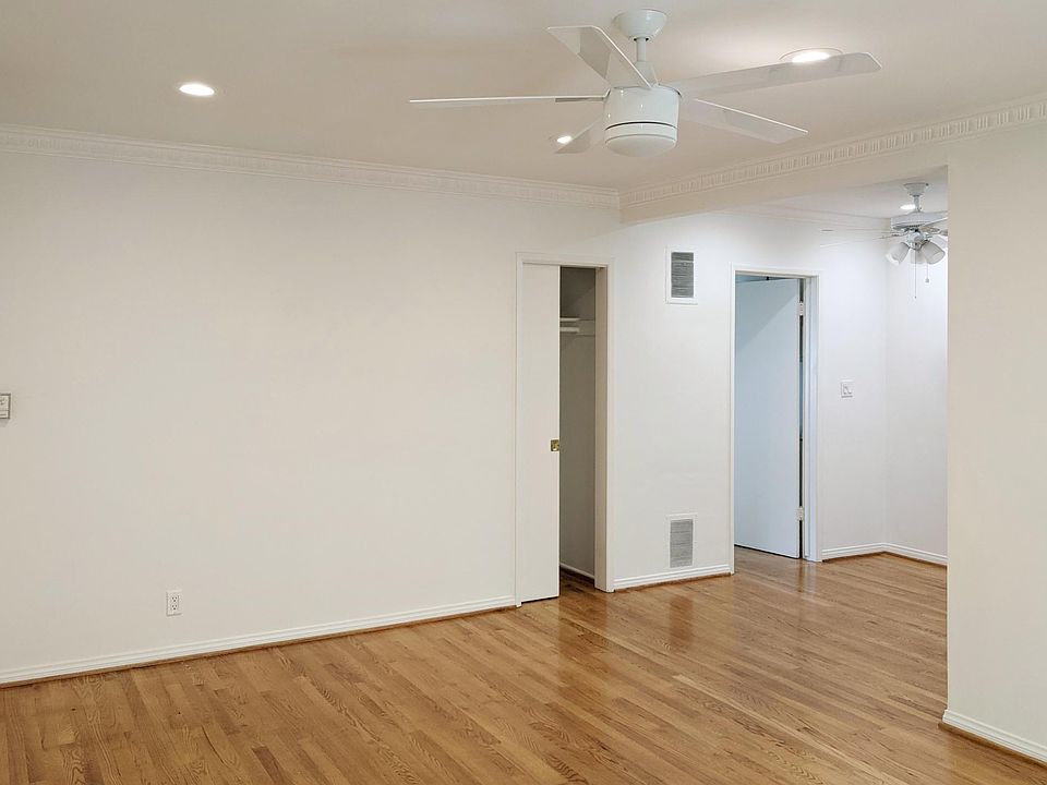 1st image of 1037 11th St APT 8