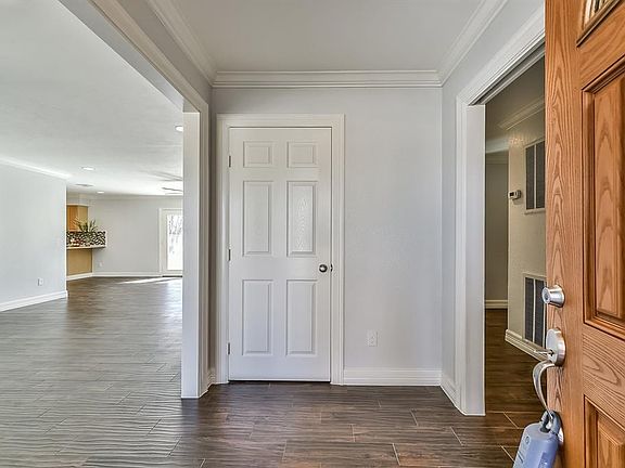 4th image of 11319 Gaymoor Dr