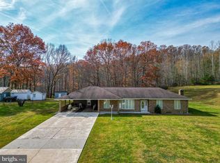 645 Lower North Fork Rd, Seneca Rocks, WV 26884