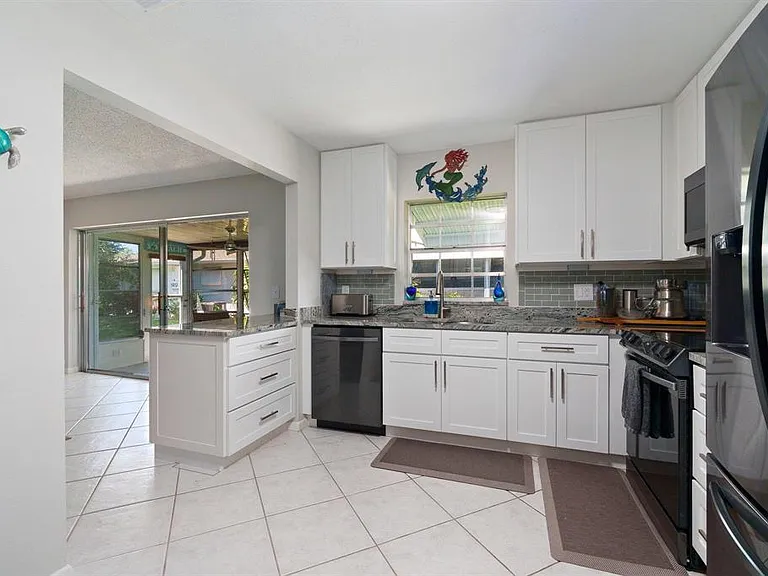 943 Savannas Point Dr #D — Photo 54