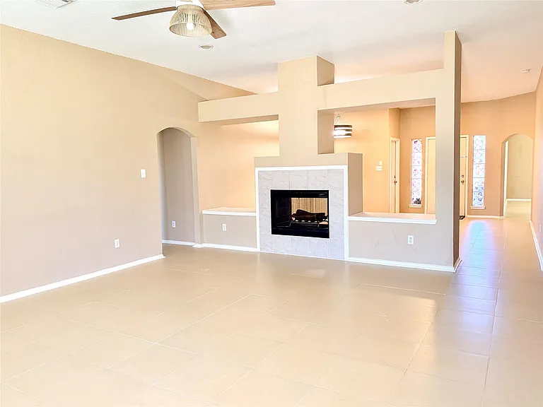 23023 Canal Rd — Photo 10