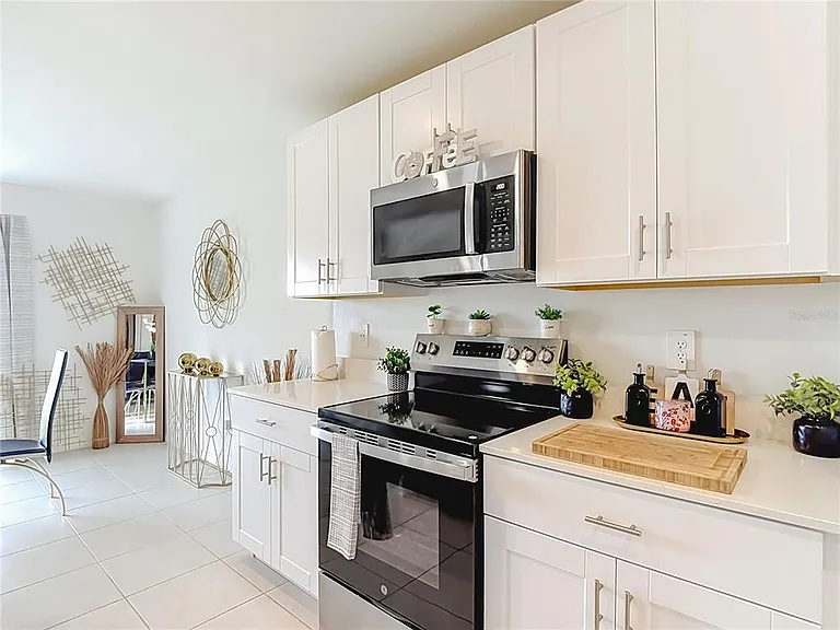 11938 Brae Way — Photo 17