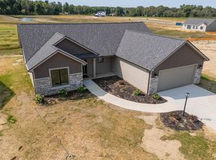 140 Wagon Wheel Dr, Warsaw, IN 46580