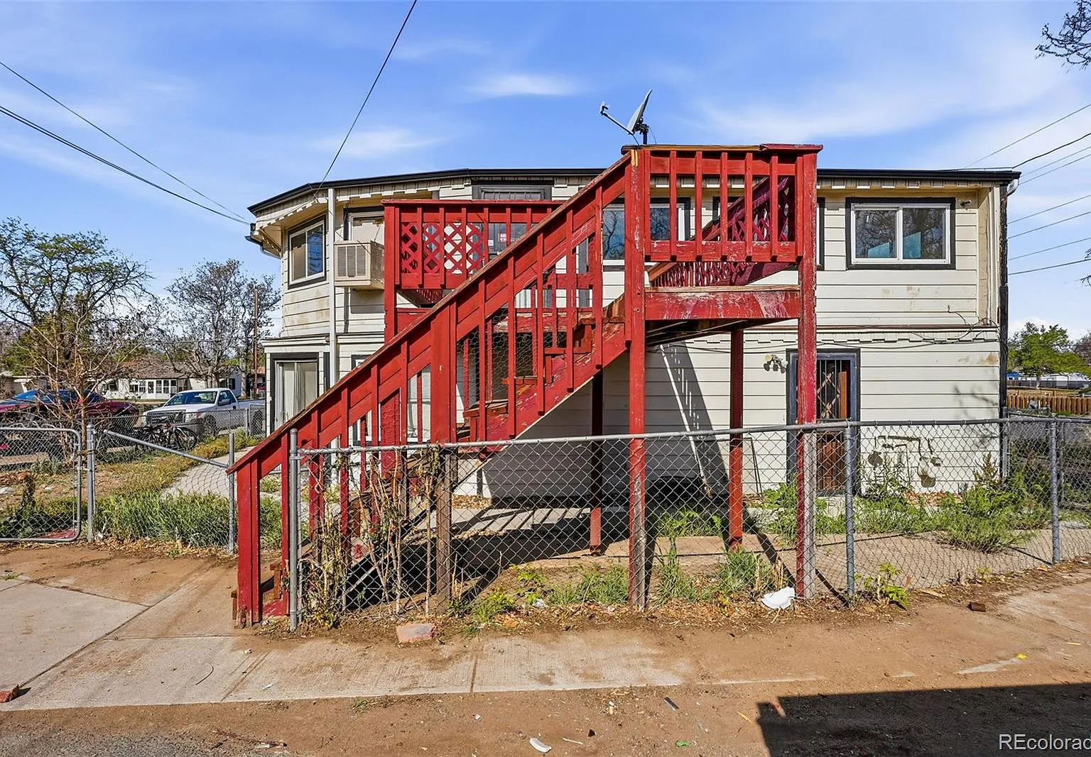 4 bed, 1.5 bath, 2624 sqft, $1,950 — Photo 4