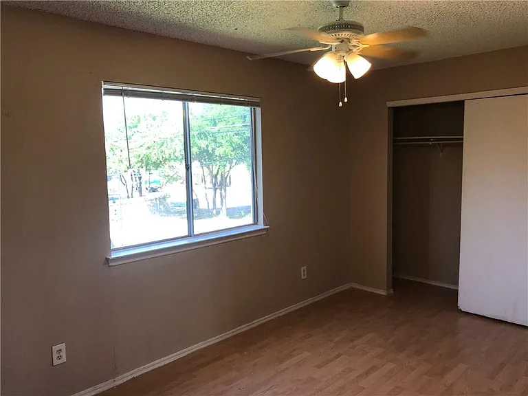 1638 Post Rd #B — Photo 5