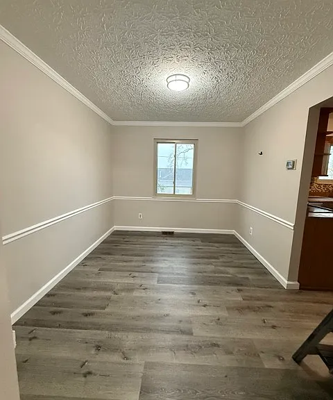 6213 Rockland Dr — Photo 5