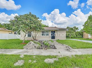 1095 Saxon Blvd, Deltona, FL 32725