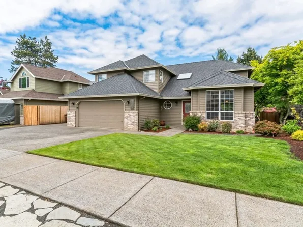 19863 Castleberry Loop, Oregon City, OR 97045