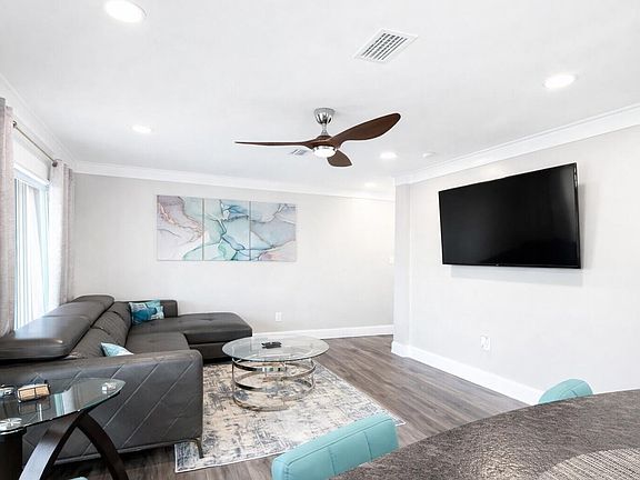 5th image of 4000 Gulf Terrace Dr Unit 286
