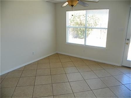 5th image of 2029 Waterview Dr