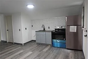 3 bed, 1.5 bath, 854 sqft, $1,500 — Photo 4