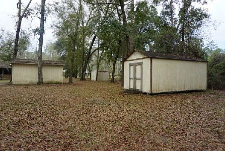 5th image of 420 SE Andrews Dr