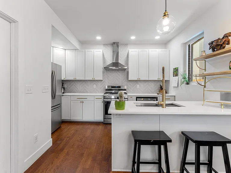 1389 N Xavier St — Photo 11