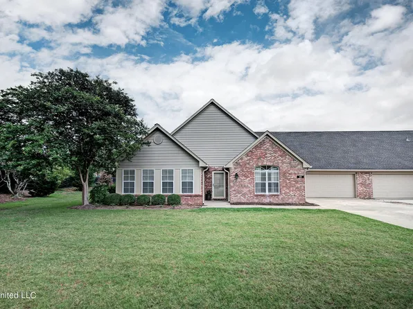 101 Charmant Pl, Ridgeland, MS 39157