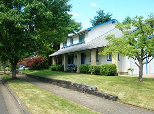 421 71st St, Springfield, OR 97478