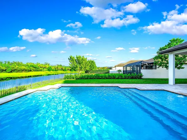 9139 Grand Prix Lane, Boynton Beach, FL 33472