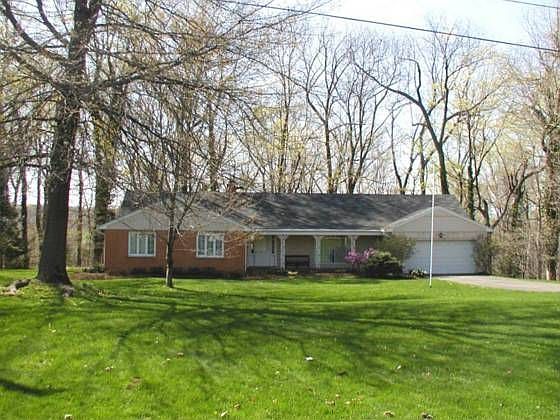 1st image of 1043 Woodlane Dr NE