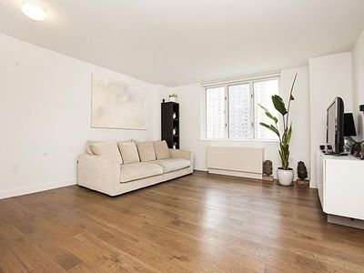 225 Rector Pl APT 10S, New York, NY, 10280