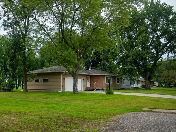 205 7th St N, Kandiyohi, MN 56251