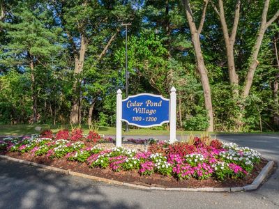 1200 Salem St APT 175, Lynnfield, MA, 01940