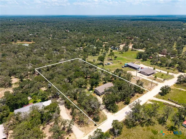 159 High Sierra Dr, Seguin, TX 78155