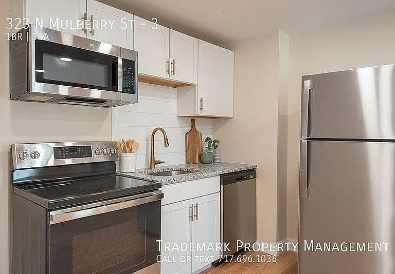 323 N Mulberry St #3 — Photo 6