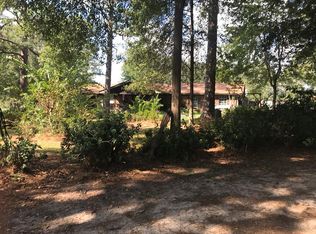 87 Line Rd, Laurel, MS 39443