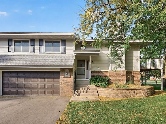4th image of 11227 Xavier Cir