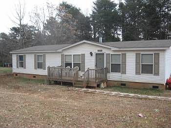 1st image of 309 E 26th St