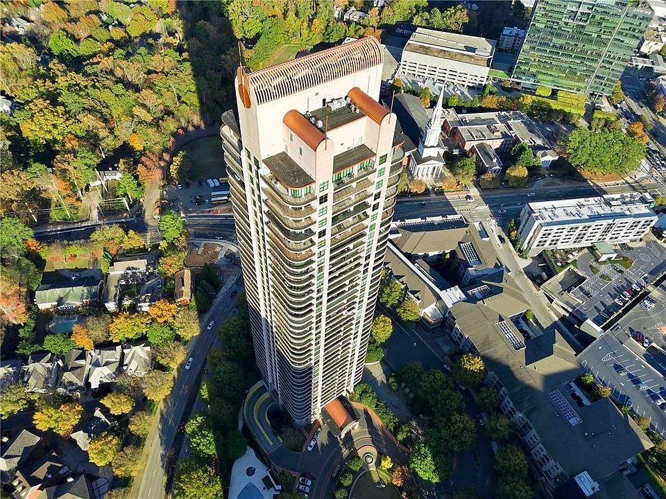 1st image of 750 Park Ave NE #37E