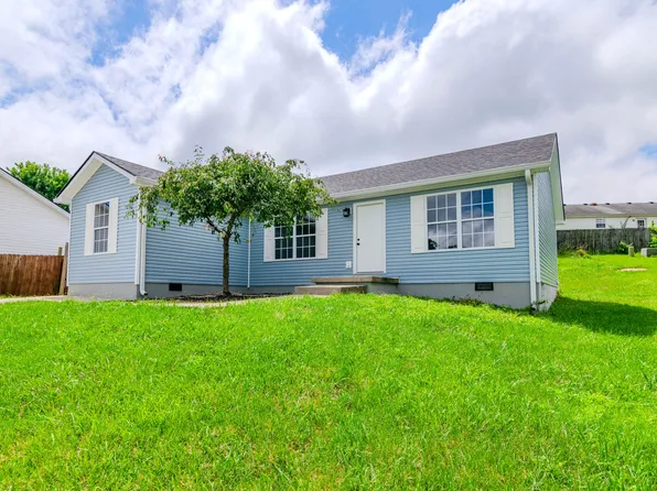 210 Shannon Ct, Winchester, KY 40391