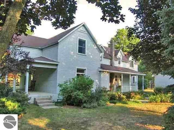 4938 W Macfarlane Rd, Glen Arbor, MI 49636