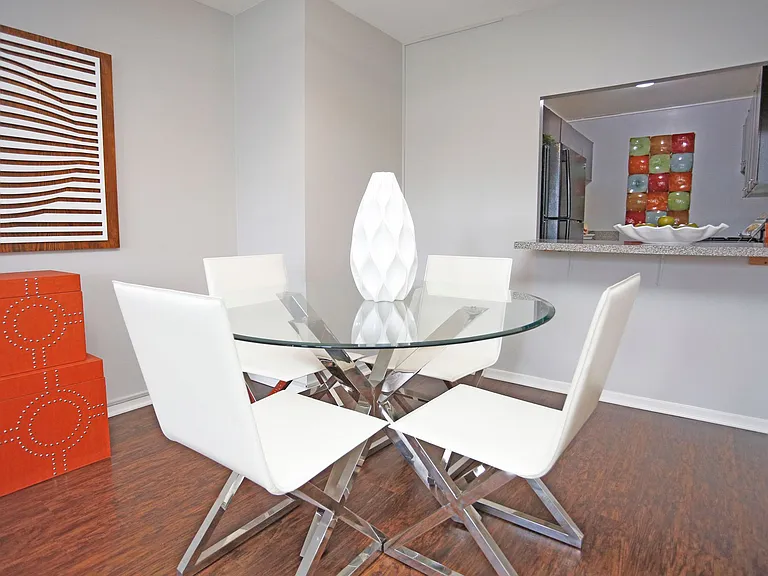 7251 At Waters Edge — Photo 7