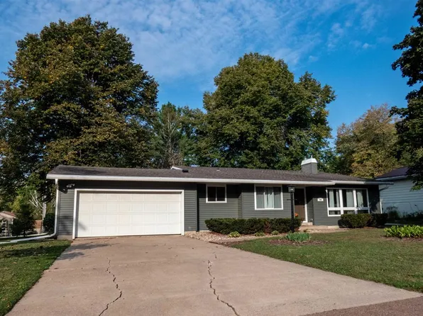 704 South BIRCH AVENUE, Marshfield, WI 54449